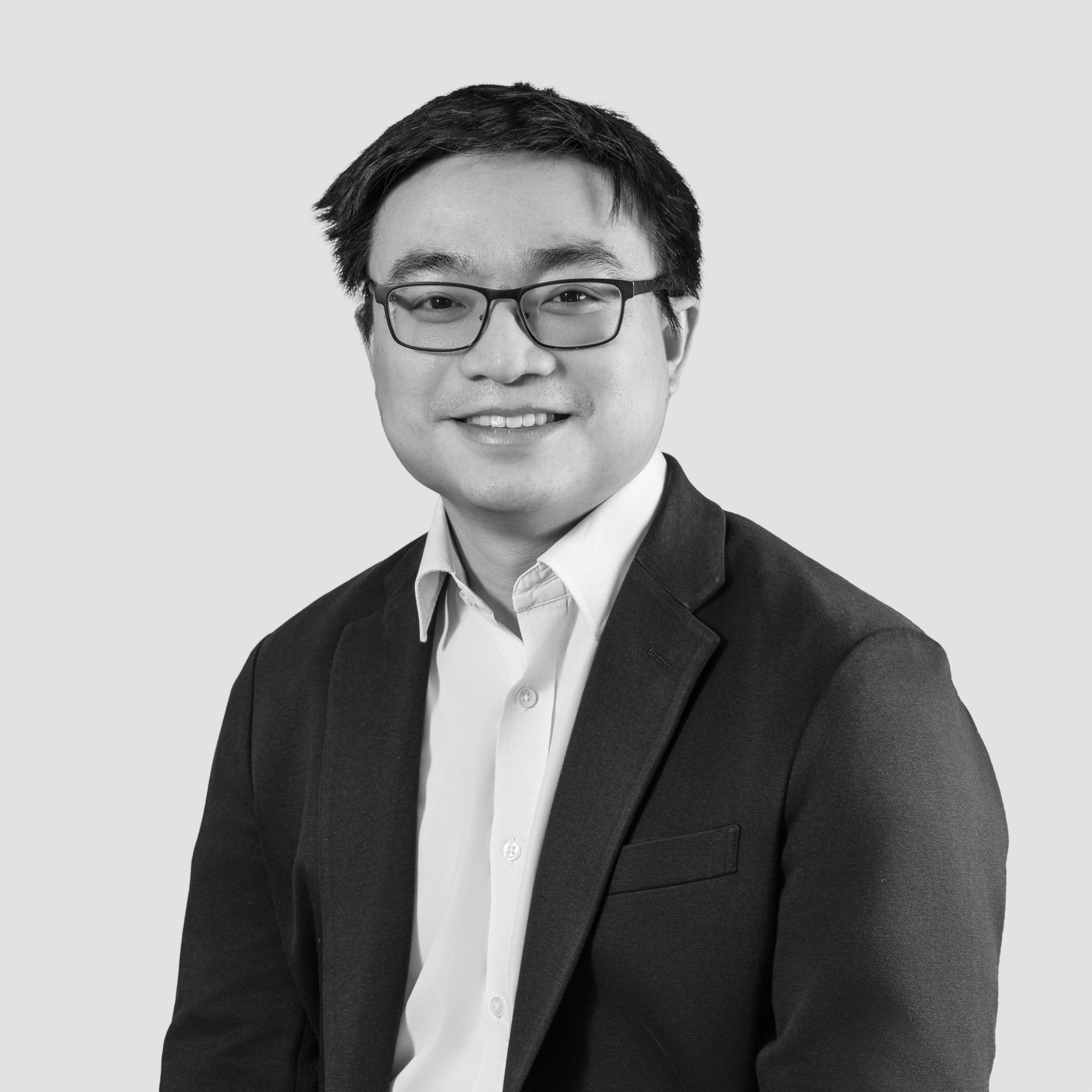 headshot for Christopher Lee, Associate<br />
Broadfield UK