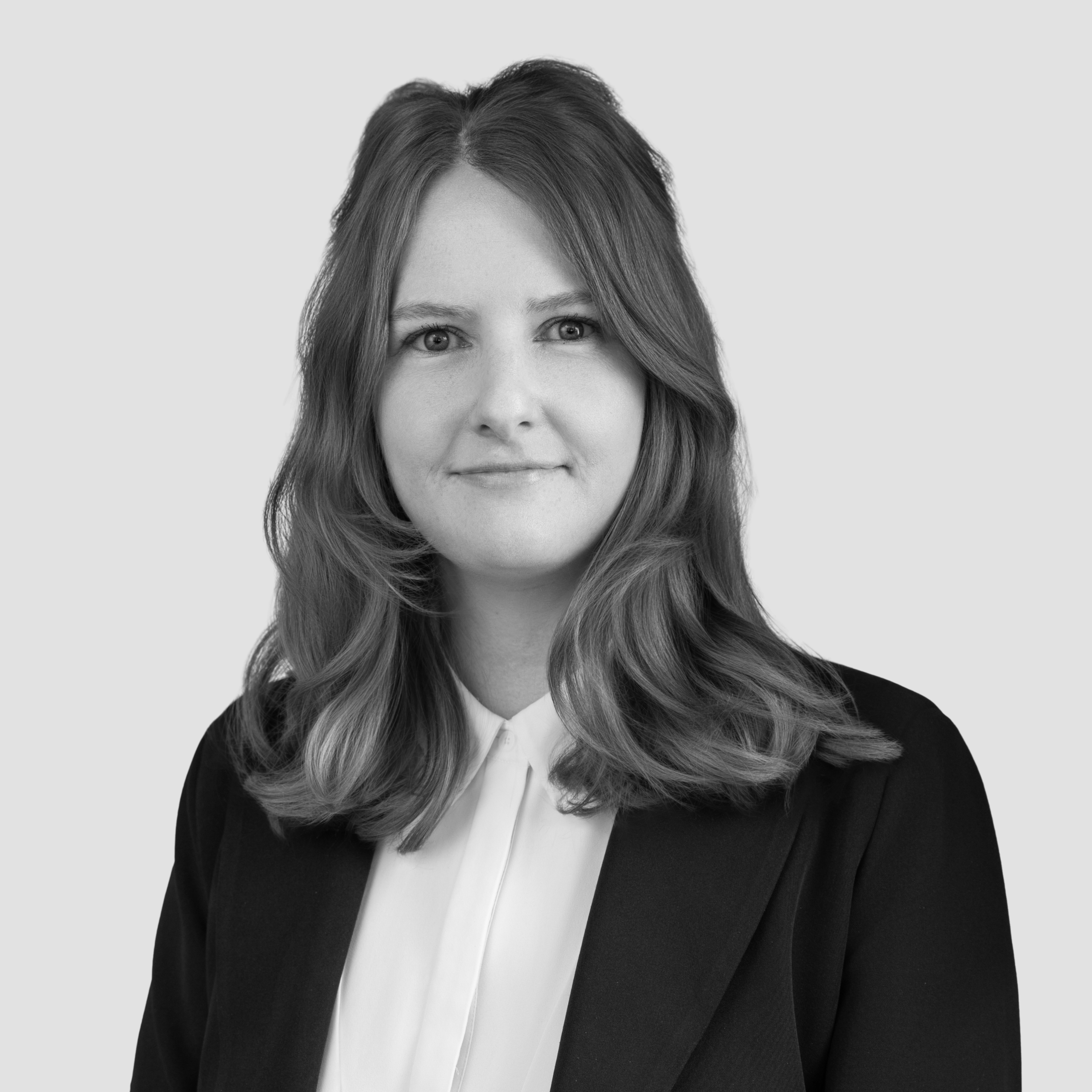 headshot for Kate O’Mara, Associate<br />
Broadfield UK