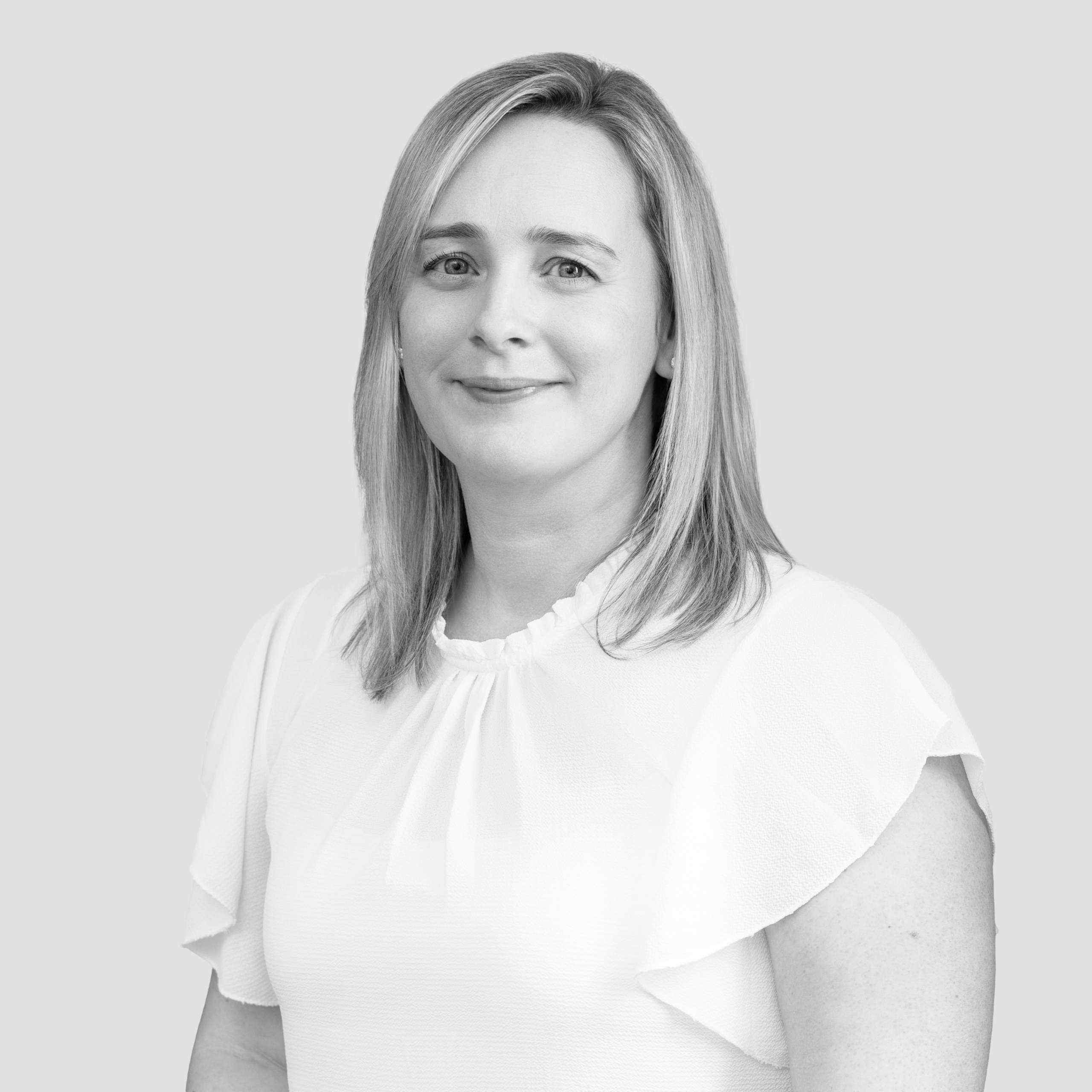headshot for Sarah Luckett, Chartered Legal Executive<br />
Broadfield UK