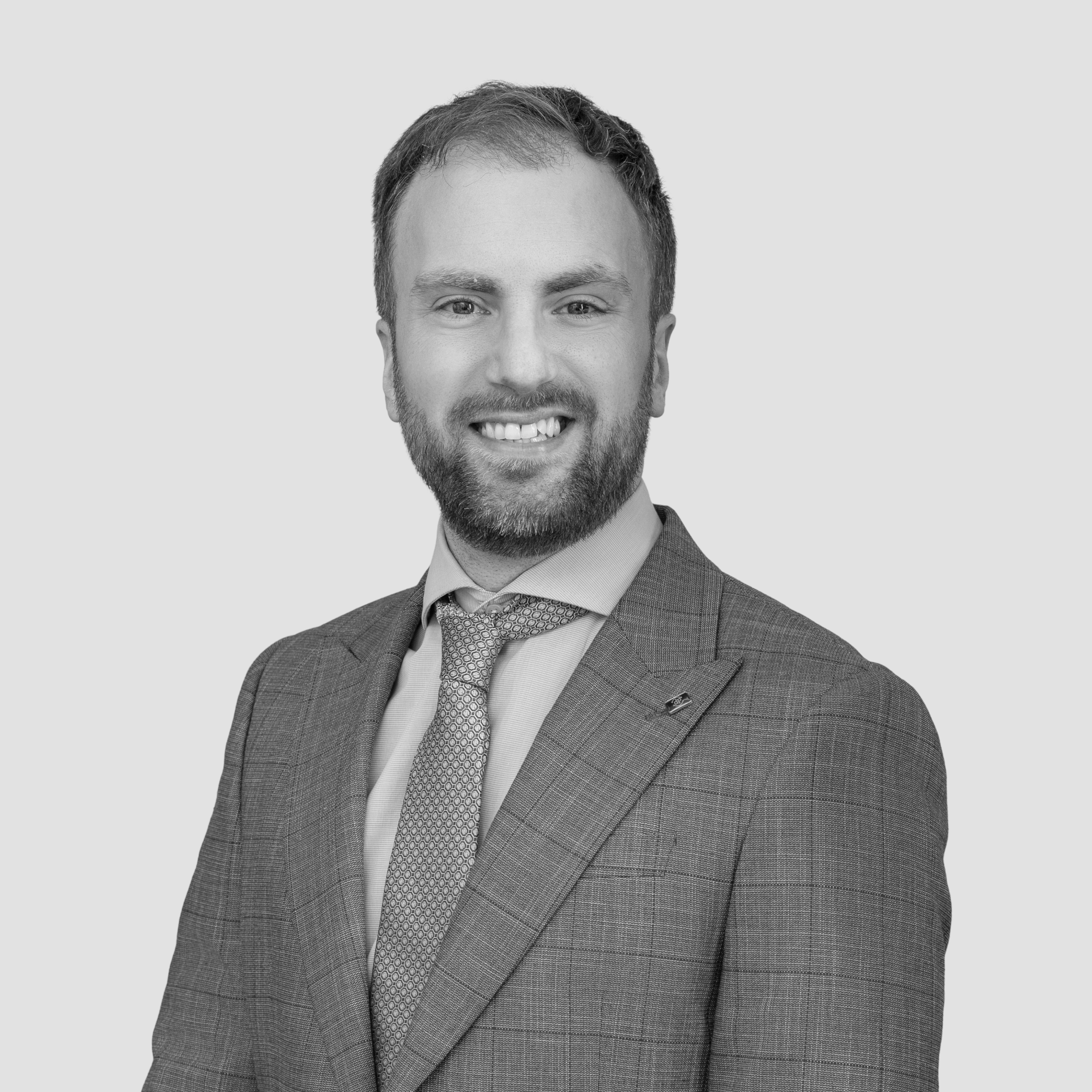 headshot for William Andrews, Associate<br />
Broadfield UK