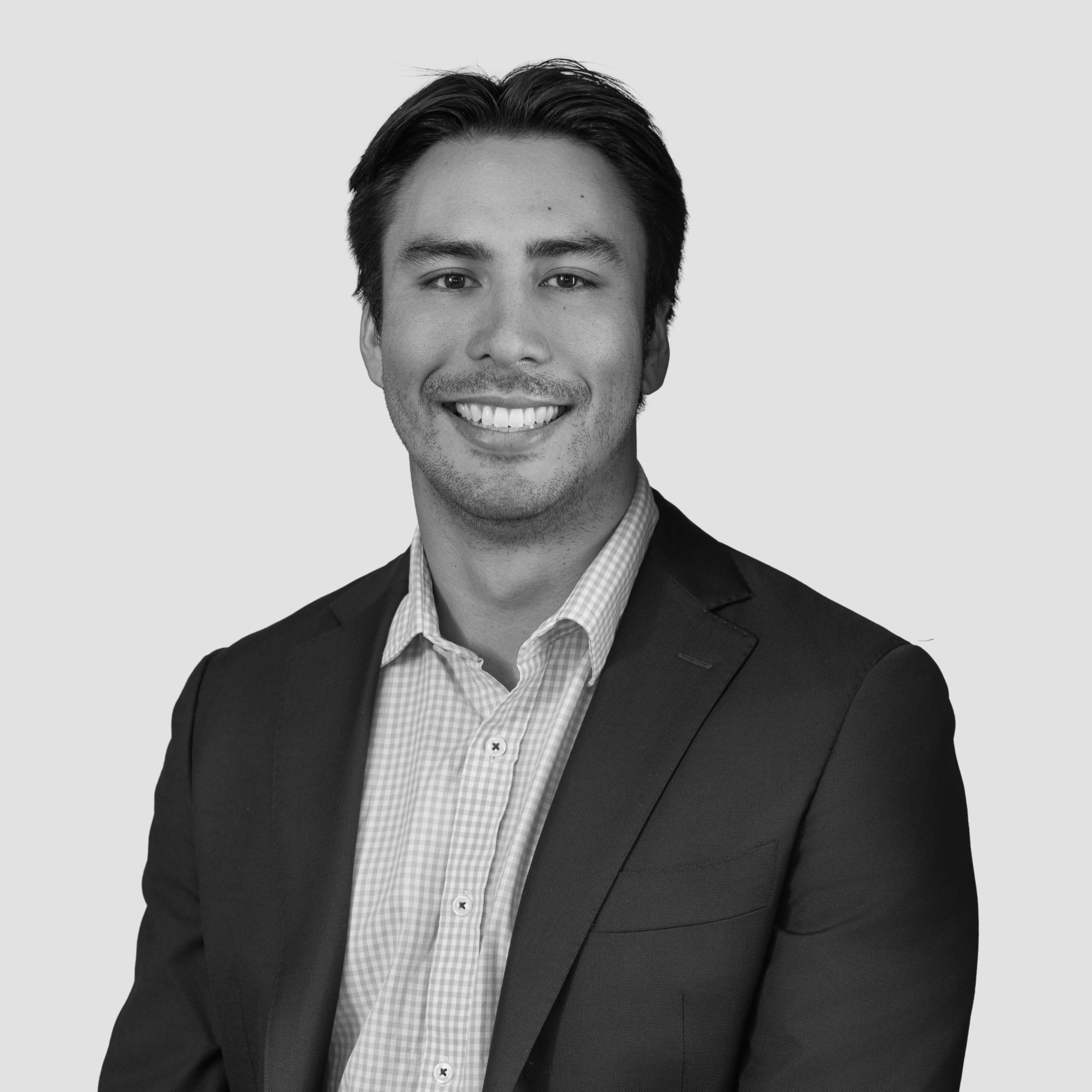 headshot for Lewis Radford, Associate<br />
Broadfield UK